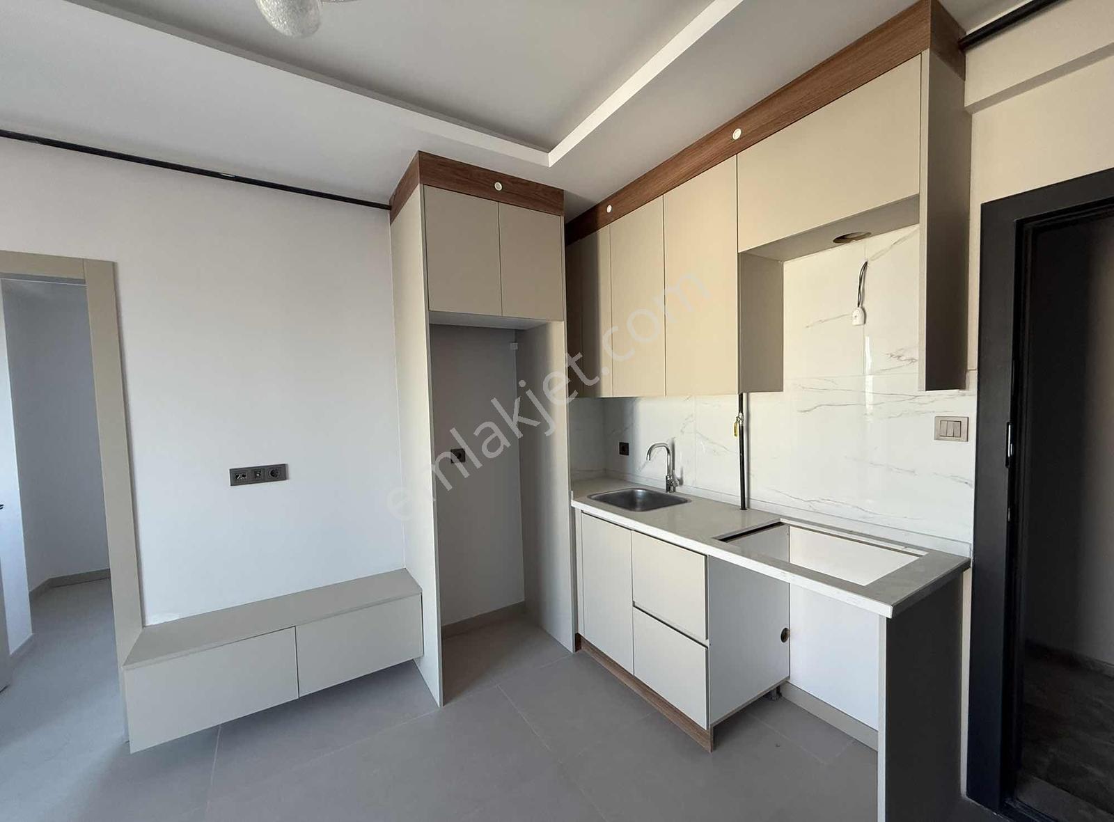 Karahasanlı Mahallesinde Kiralık 2+1 Daire - Görsel 15