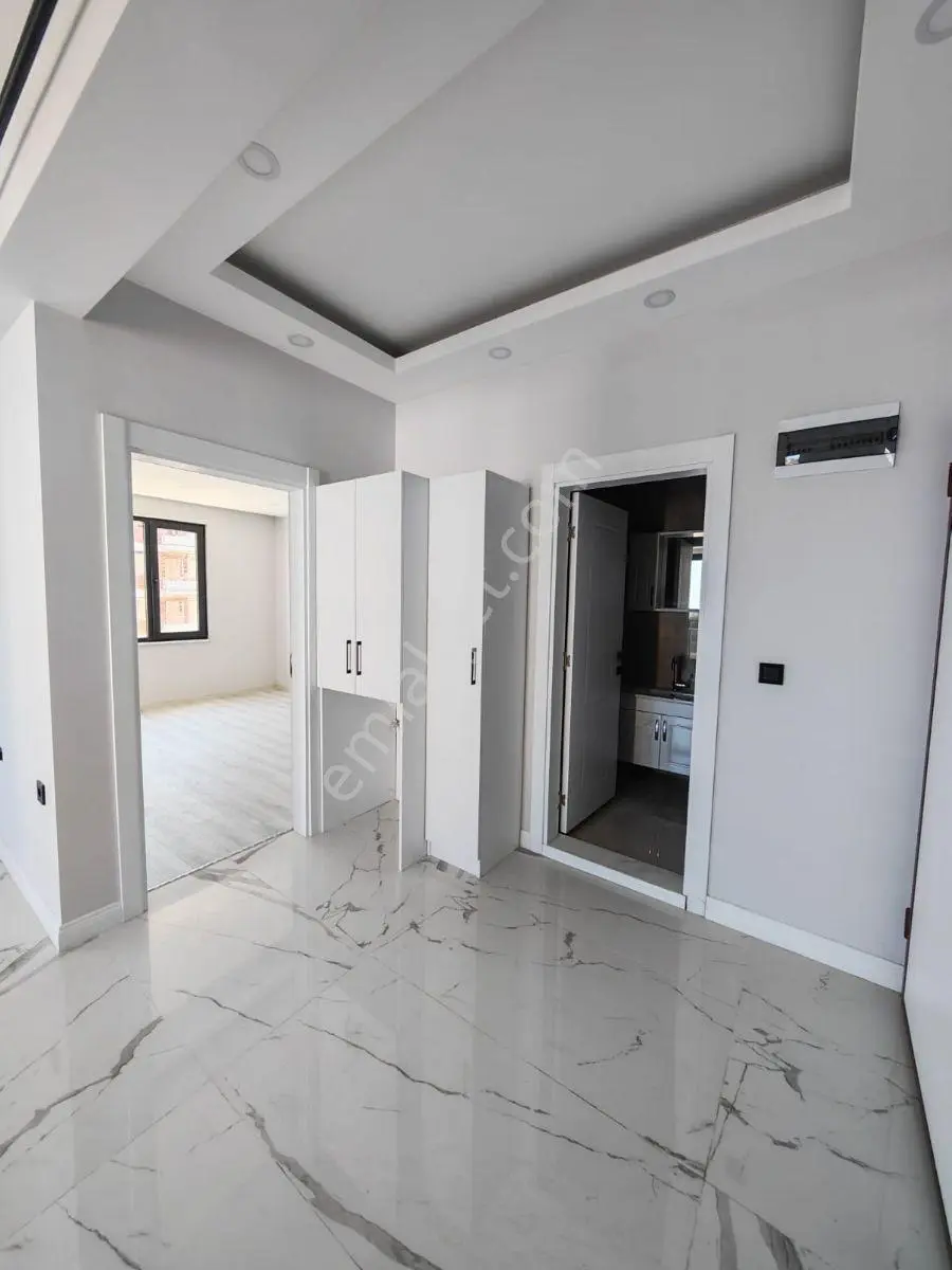 Atakum Alanlı'da Deniz Manzaralı 1+1 Kiralık Daire | Net 50 M² - Görsel 4