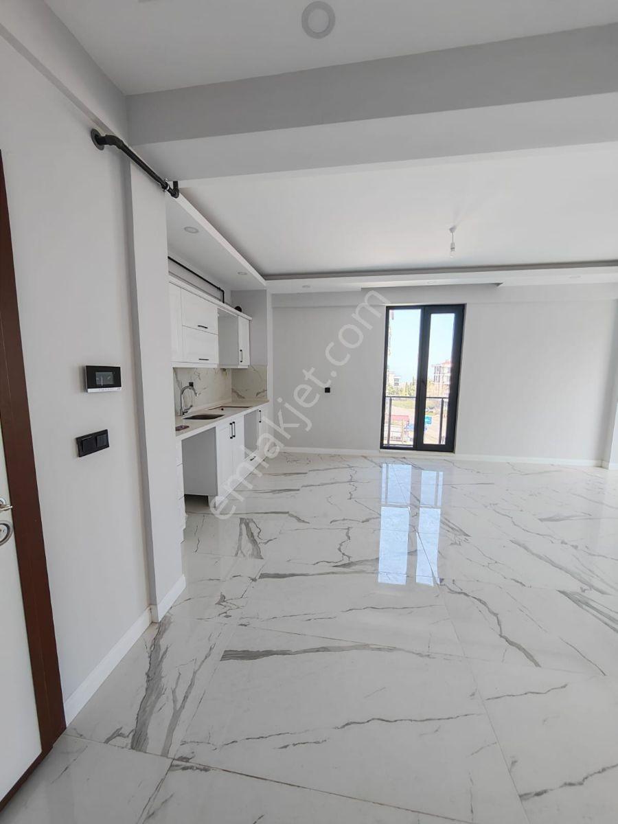 Atakum Alanlı'da Deniz Manzaralı 1+1 Kiralık Daire | Net 50 M² - Görsel 12