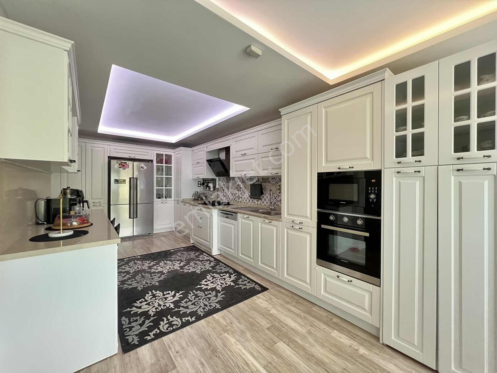 Söğütlü Ak Towers'ta Satılık 4+1 Özel Yapım Daire - Görsel 27