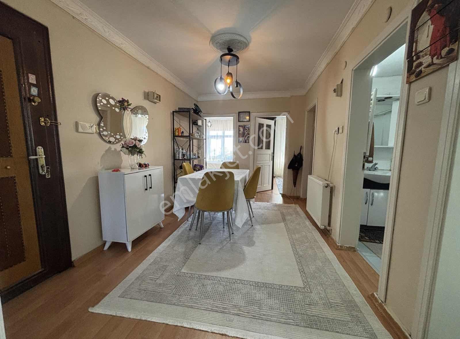 Satılık Eski Yapı Full Bakımlı 2+1 100m2 5.kat Güzel Konumda - Görsel 28