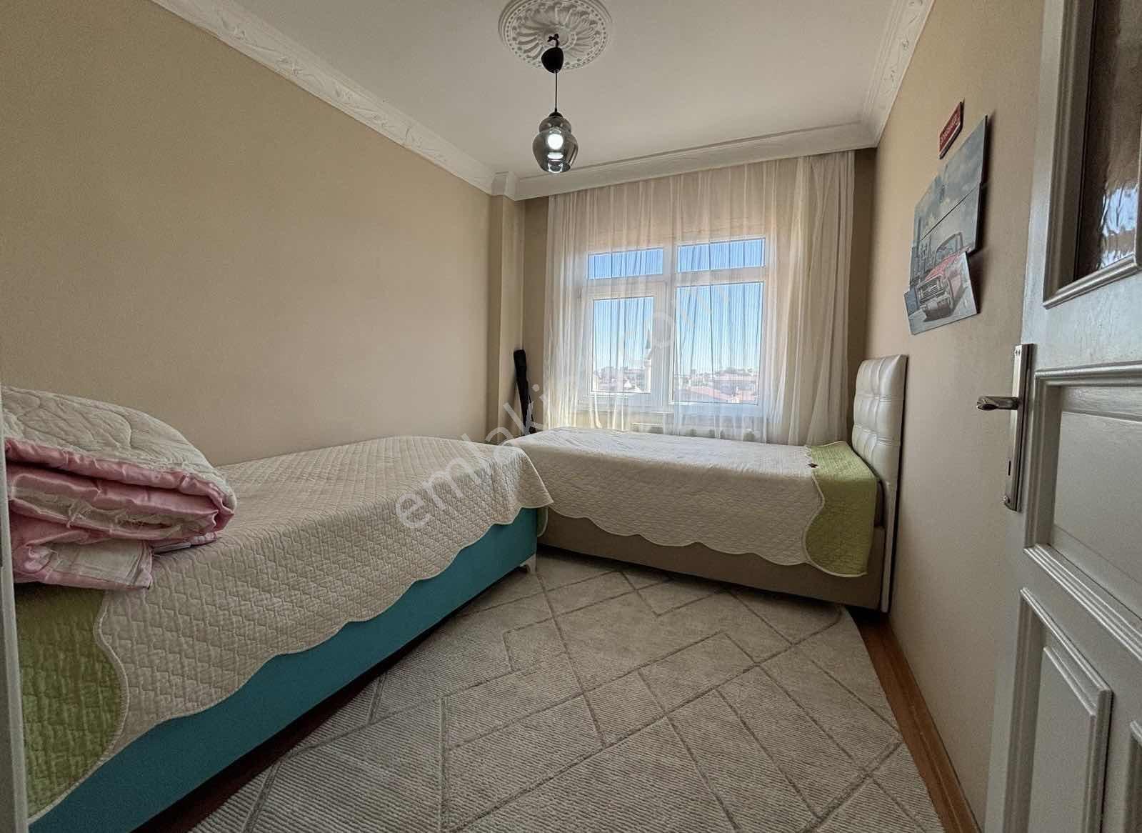 Satılık Eski Yapı Full Bakımlı 2+1 100m2 5.kat Güzel Konumda - Görsel 23