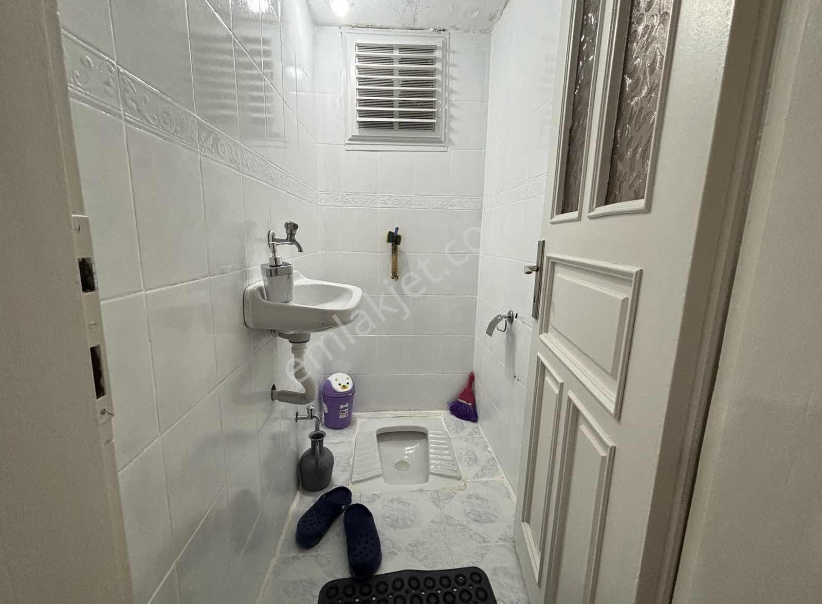 Satılık Eski Yapı Full Bakımlı 2+1 100m2 5.kat Güzel Konumda - Görsel 25
