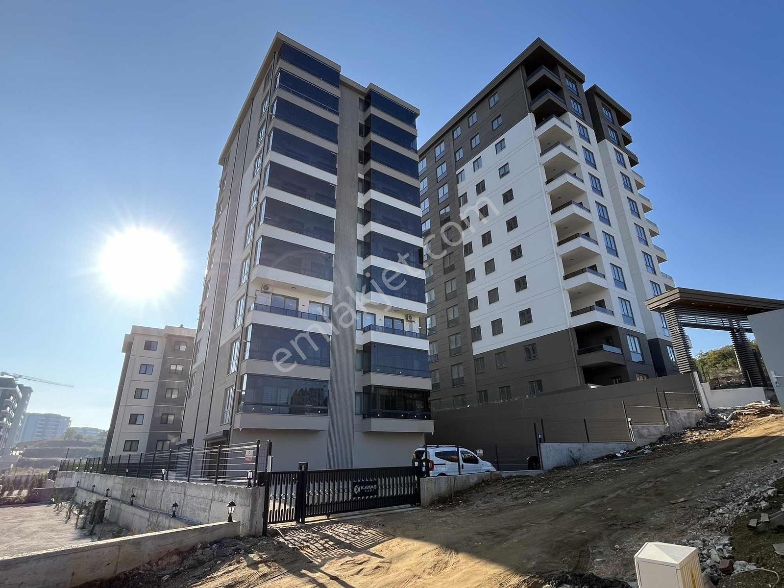 Kızılcıklı Mahallesinde Full Eşyalı Kiralık Daire - Görsel 24