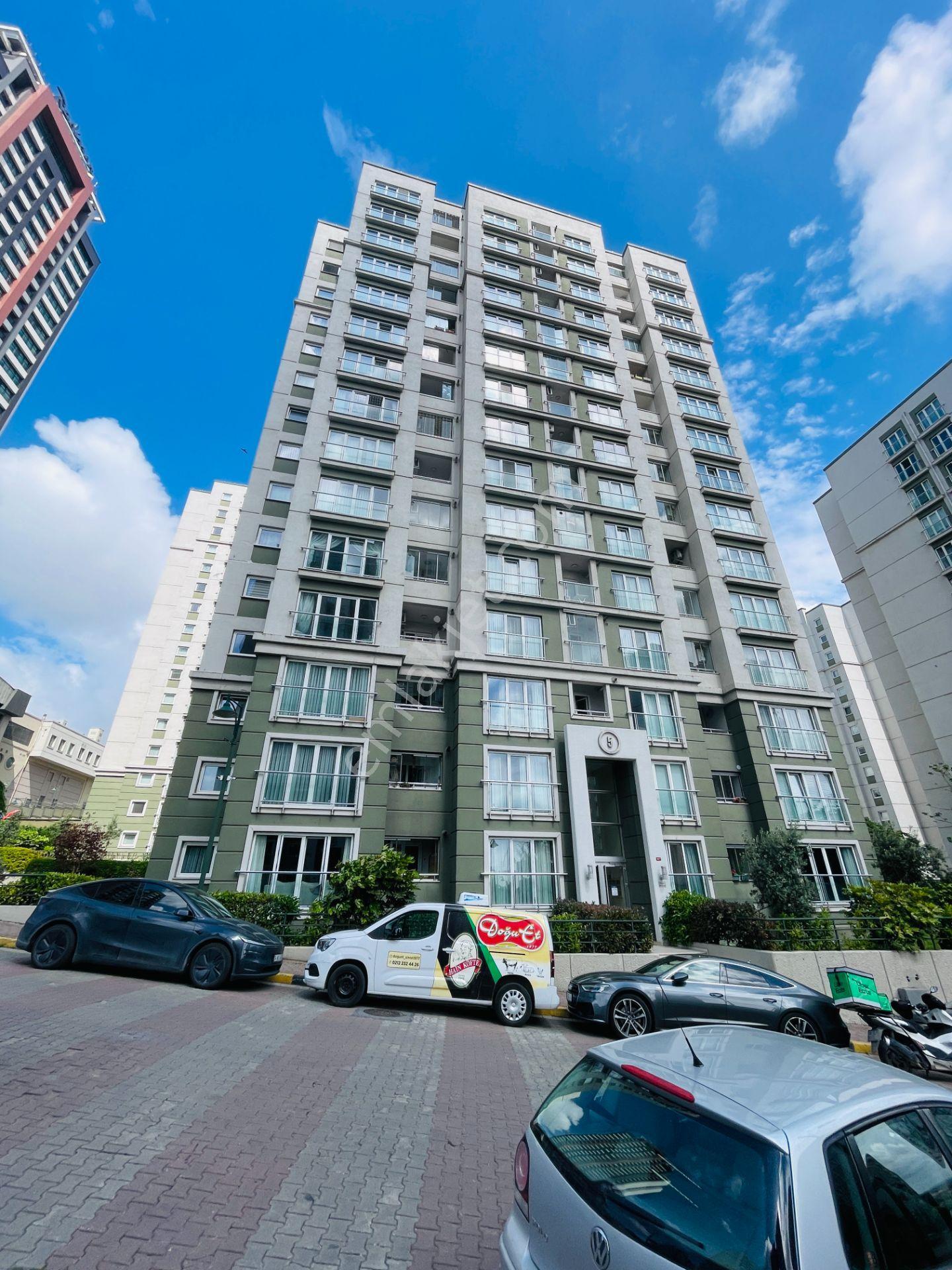 Avrupa Konutları Tem' De Balkonlu, Eb.banyolu 120m² Satılık Daire - Görsel 2