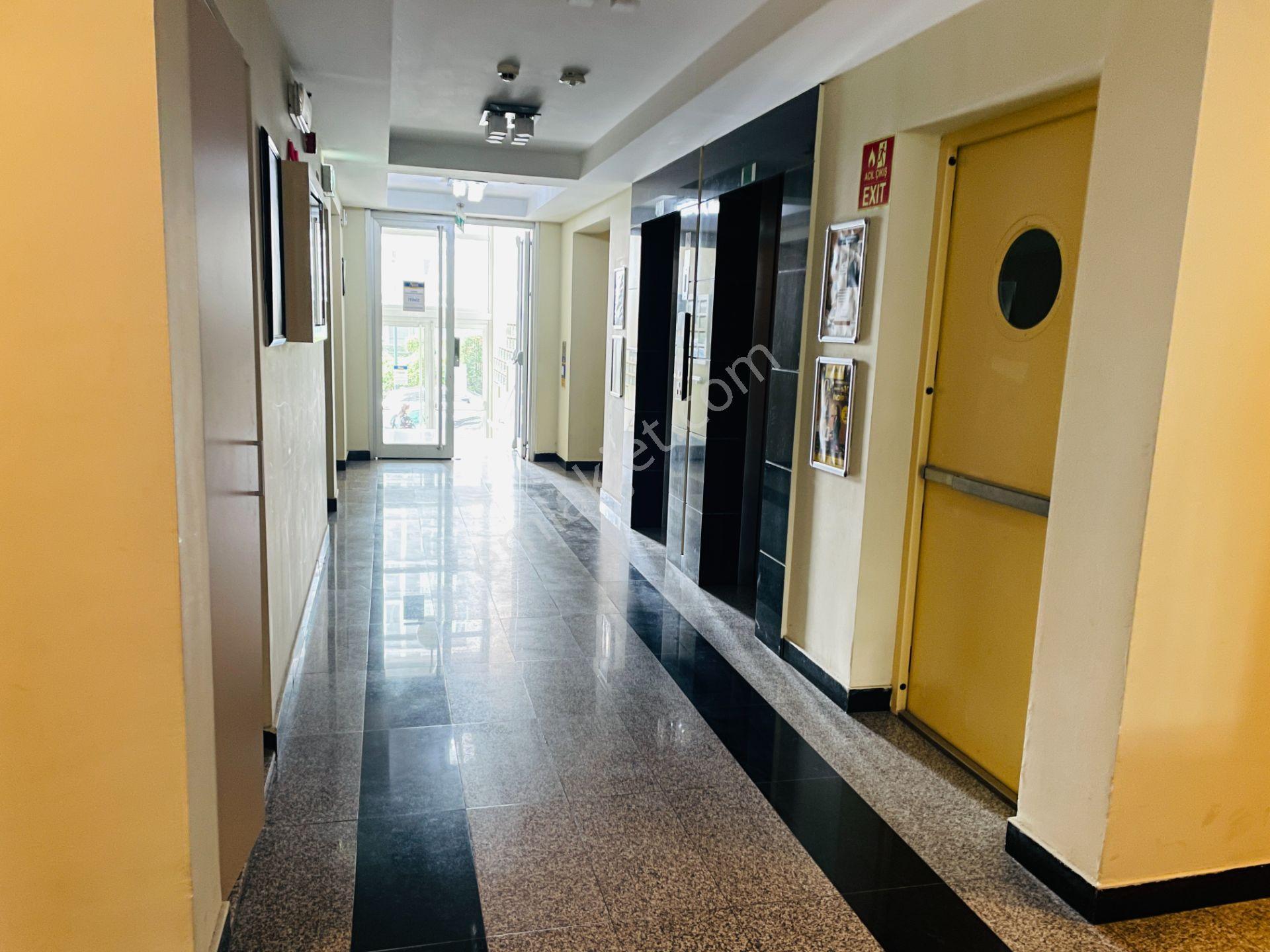 Avrupa Konutları Tem' De Balkonlu, Eb.banyolu 120m² Satılık Daire - Görsel 4