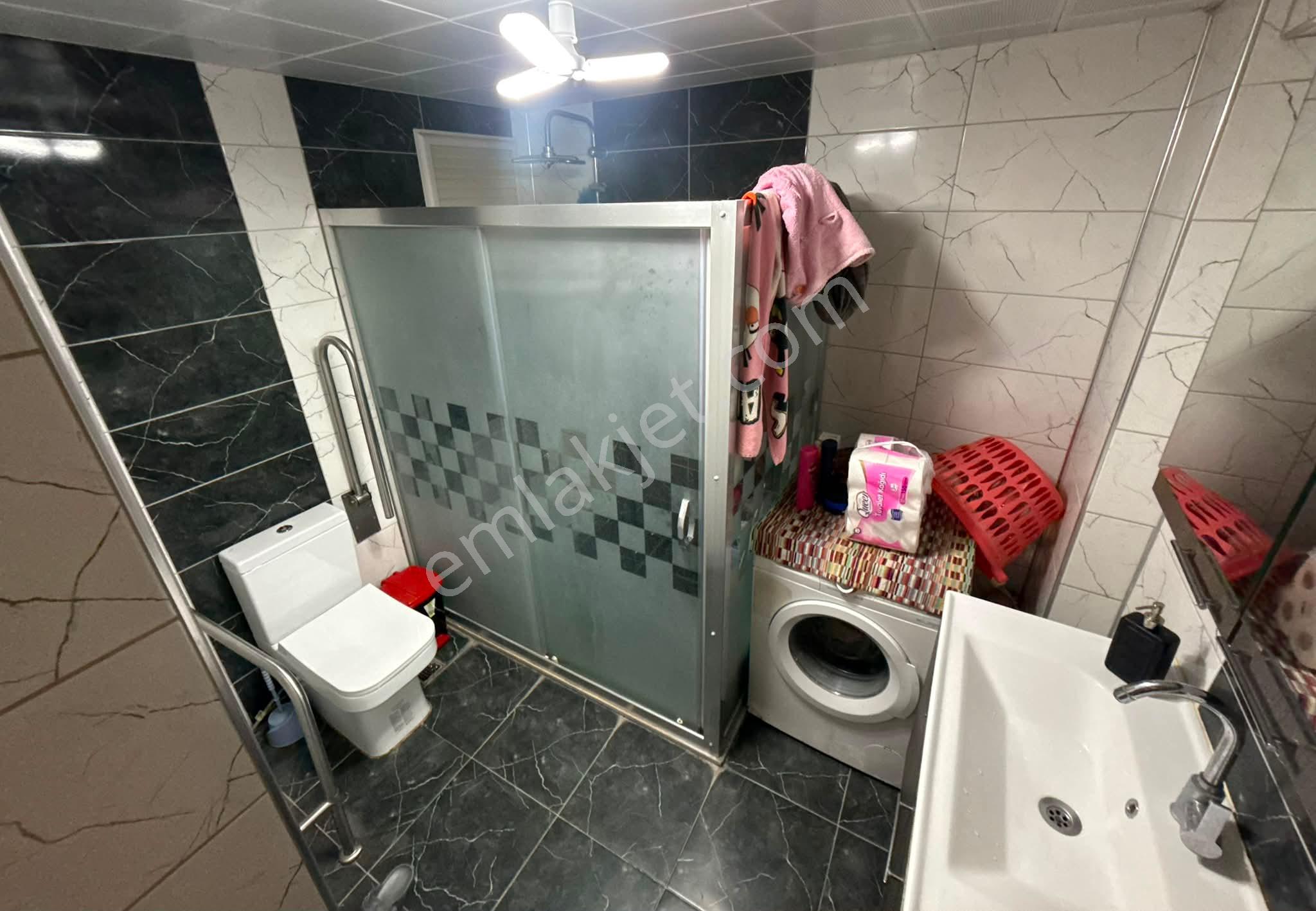 Menderes Turyap'tan Mithatpaşa Mh. 3+1 Satılık Bakımlı Daire - Görsel 15
