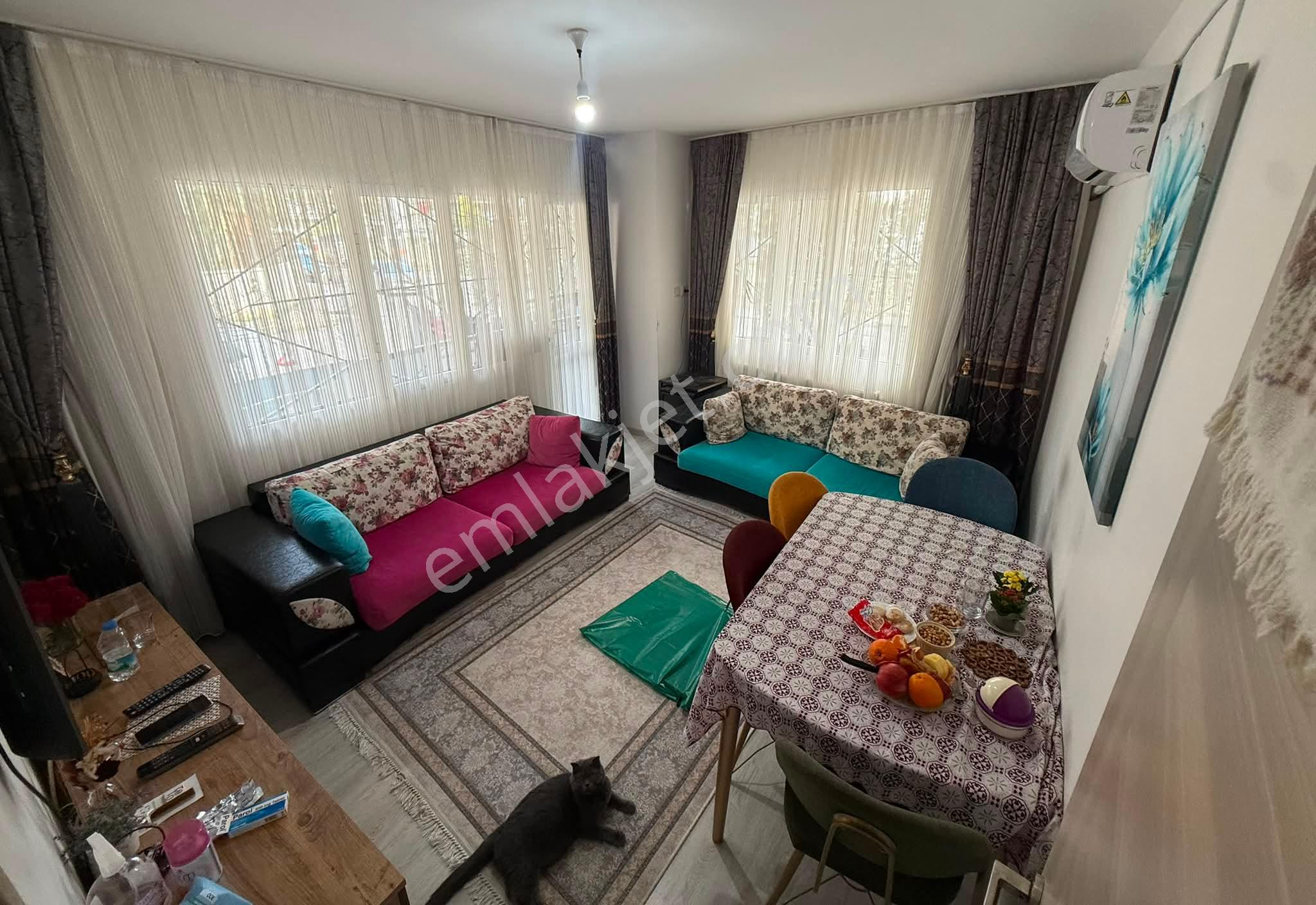 Menderes Turyap'tan Mithatpaşa Mh. 3+1 Satılık Bakımlı Daire - Görsel 11