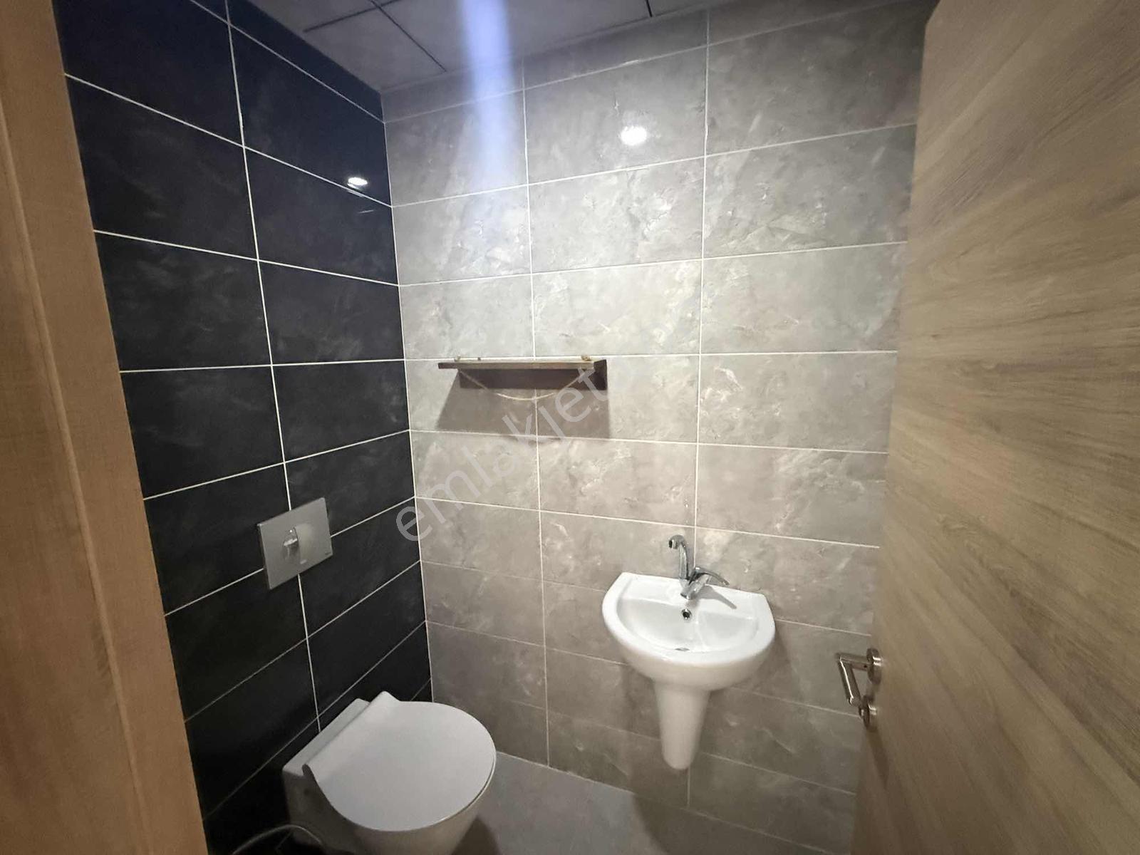 Köksal Ersayın Lisesi Karşısı Kiralık Müstakil Girişli Geniş 2+1 - Görsel 12