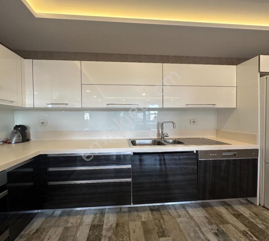 Beylikdüzü Westside 2'deki Daire Taksitli Satılır Metrobüz 2dk - Görsel 13