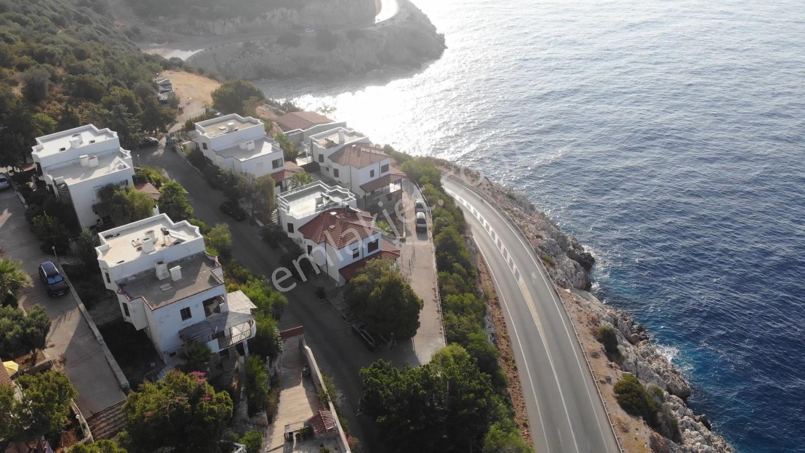 Deniz Manzaralı Şahane Bir Villa - Görsel 15