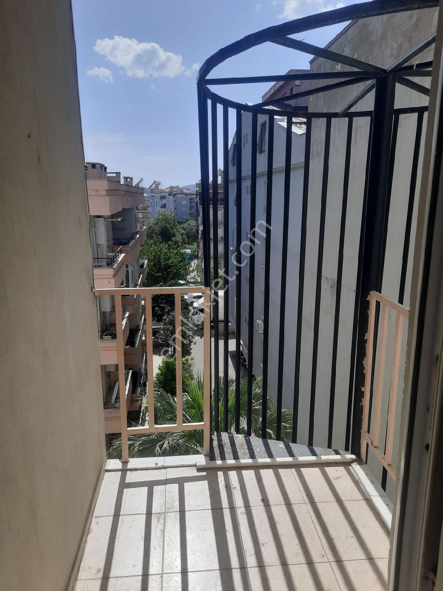 Dört Eylül Mahallesinde Fırsat Daire - Görsel 23