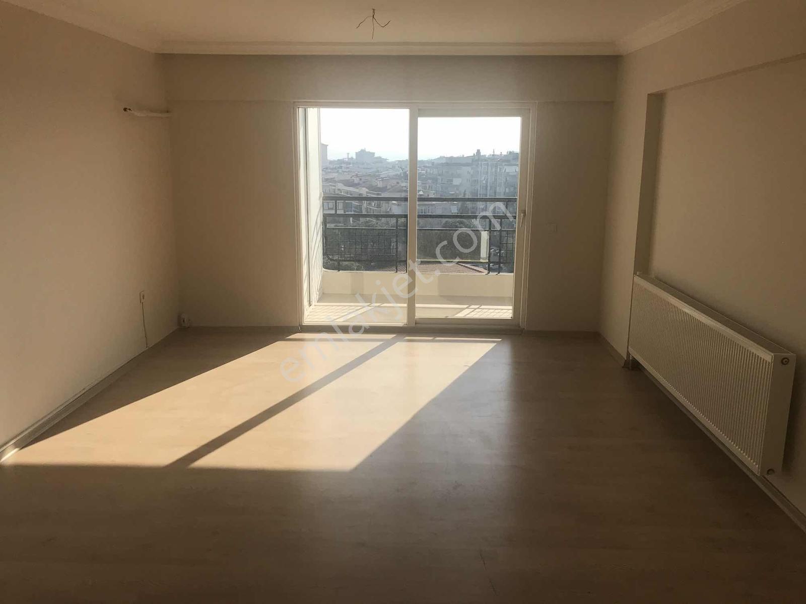 Karşıyaka Ordu Bulvarı Üzerine, Site İçinde,önü Açık Kiralık 3+1 - Görsel 11