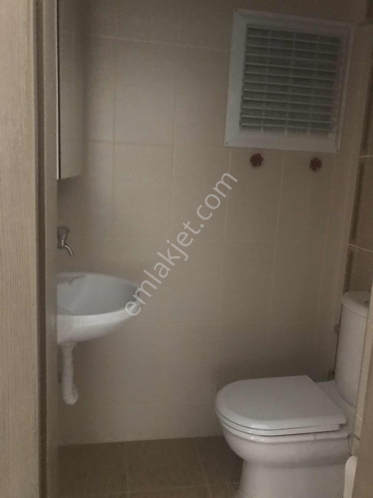 Karşıyaka Ordu Bulvarı Üzerine, Site İçinde,önü Açık Kiralık 3+1 - Görsel 15