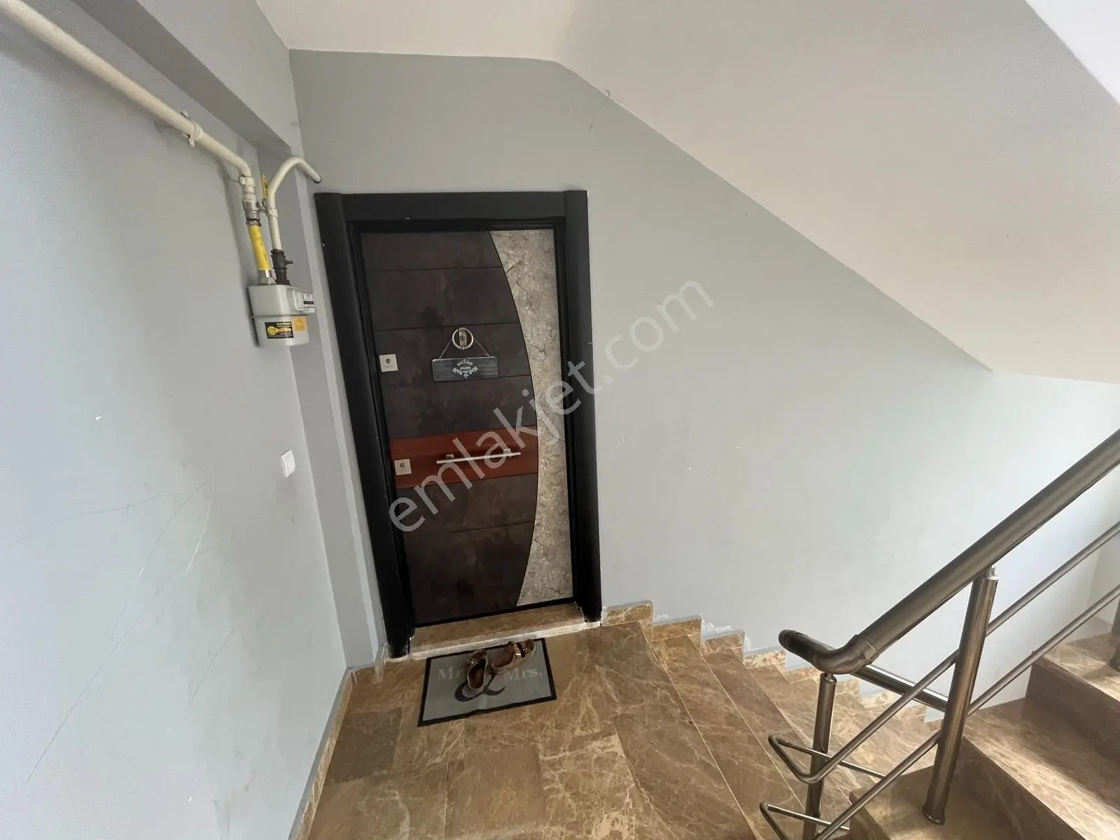 Turyap'tan Havuzlu Lüks Site De Kiralık Ara Kat 3+1 - Görsel 3