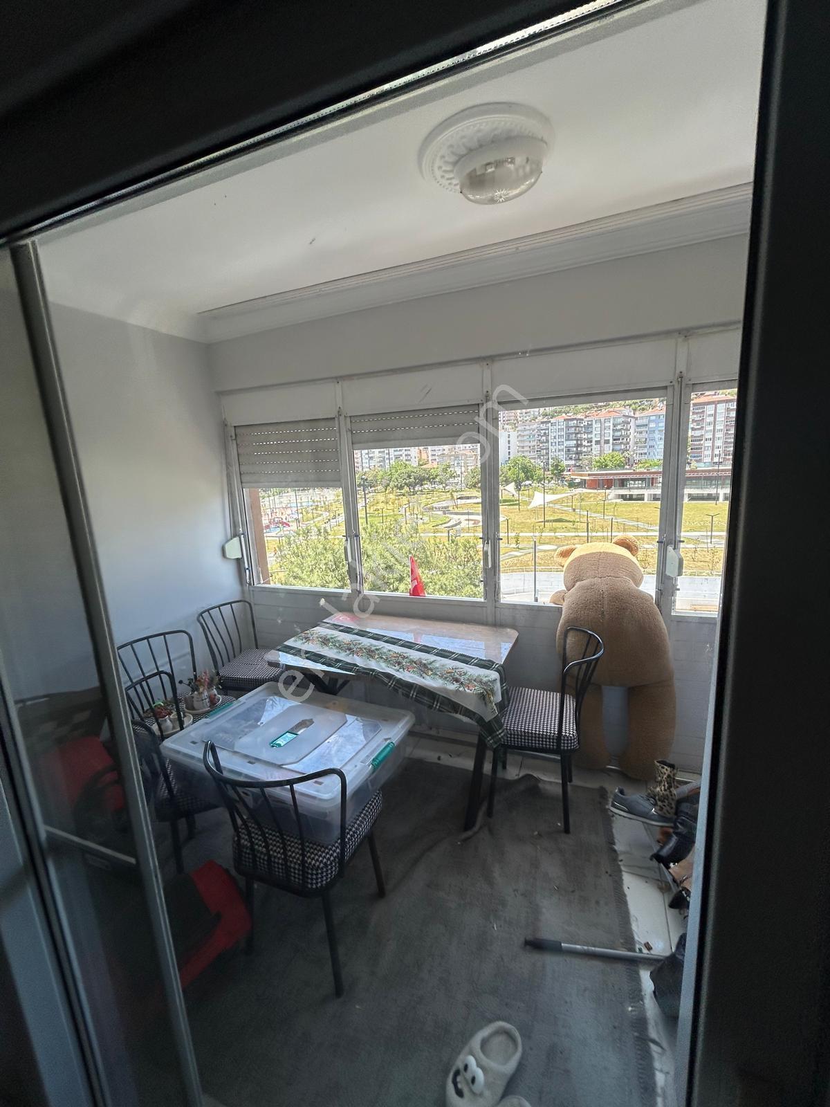 Bergama Maltepe Mahallesi Milletbahçesi Karşısı Satılık 3+1daire - Görsel 29