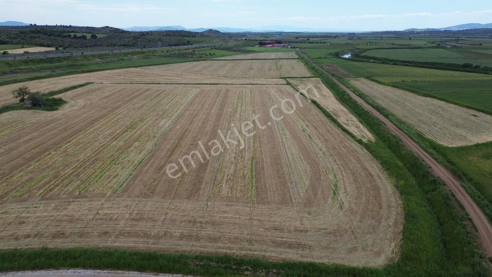 Zeytindağda Yatırımlık Satılık Verimli Tarla 15.400m2 - Görsel 31