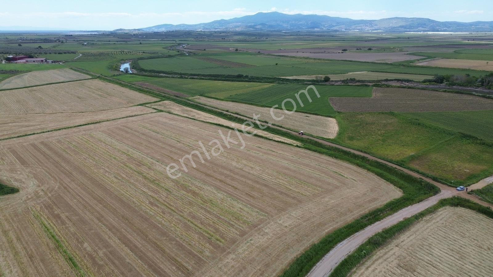 Zeytindağda Yatırımlık Satılık Verimli Tarla 15.400m2 - Görsel 27