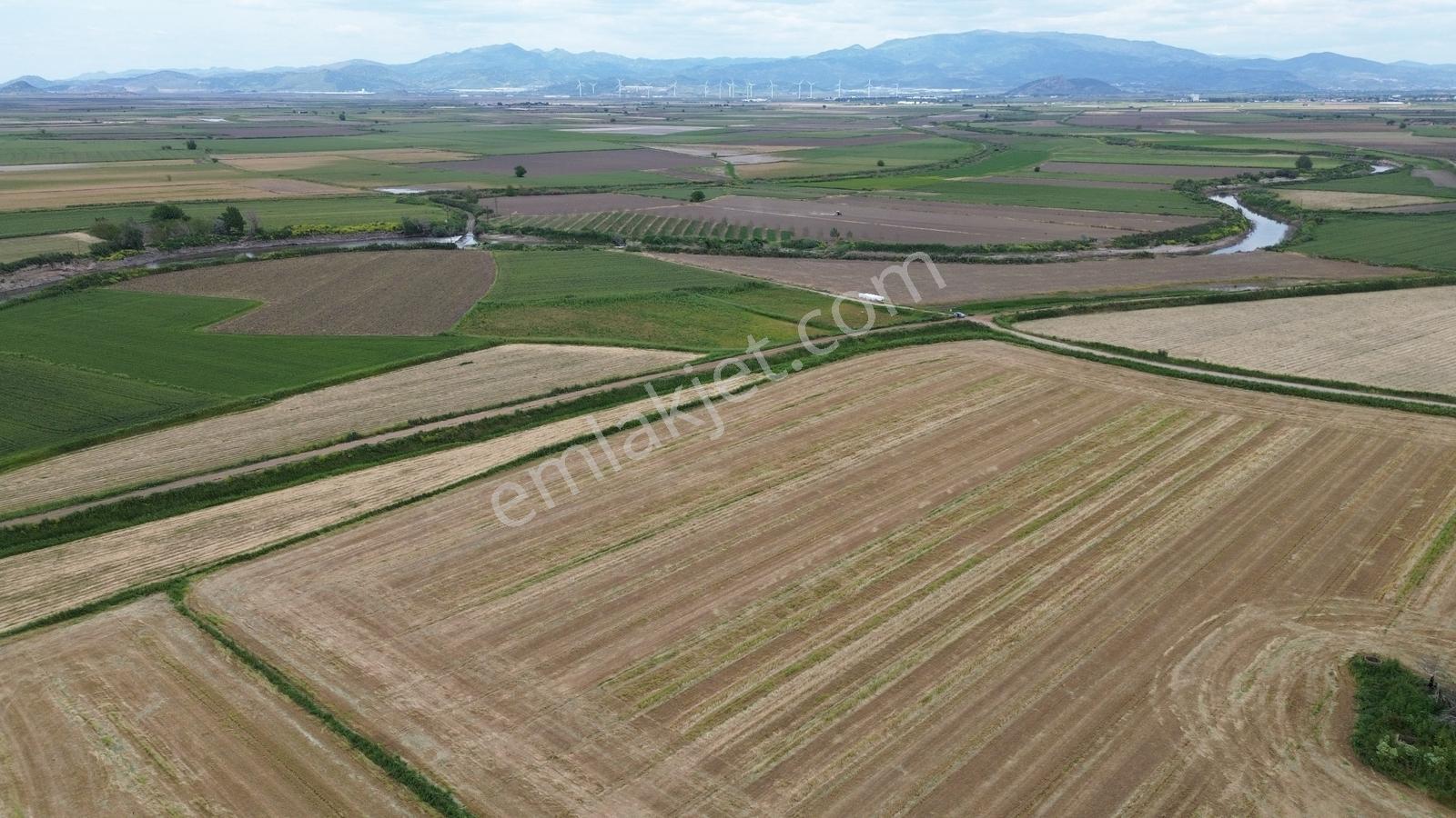 Zeytindağda Yatırımlık Satılık Verimli Tarla 15.400m2 - Görsel 23