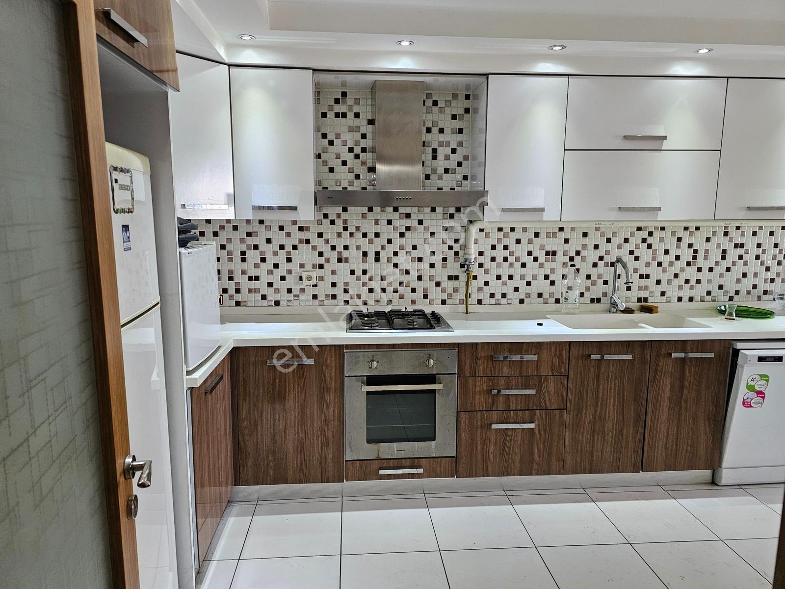 Girne Bulvarı Üzeri İşyerine Uygun 4+1 Geniş Daire - Görsel 5