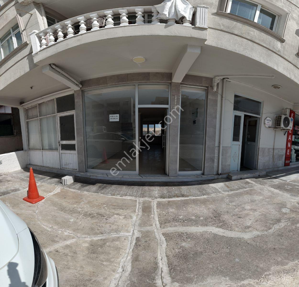 Taşucu Çarşı D400 Antalya Mersin Karayolu Üzeri Dükkan