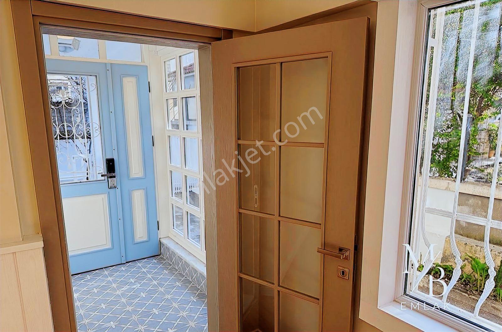 Marmaris Merkezde Satılık Müstakil Girişli Bahçe Katı Daire - Görsel 45