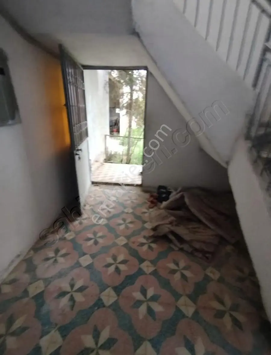 Karakent Köyünde 2 Adet Satılık Ev, Ahır Ve Bahçesi - Görsel 2