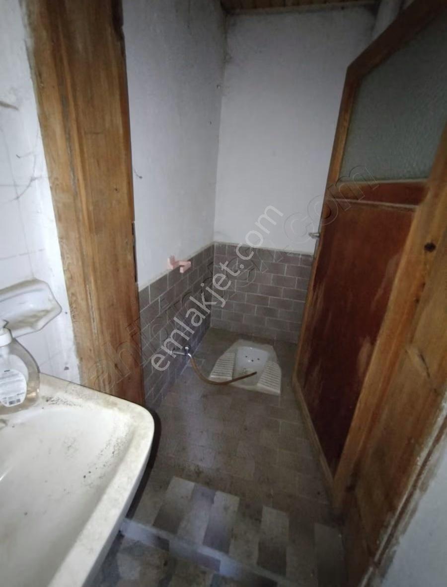 Karakent Köyünde 2 Adet Satılık Ev, Ahır Ve Bahçesi - Görsel 18