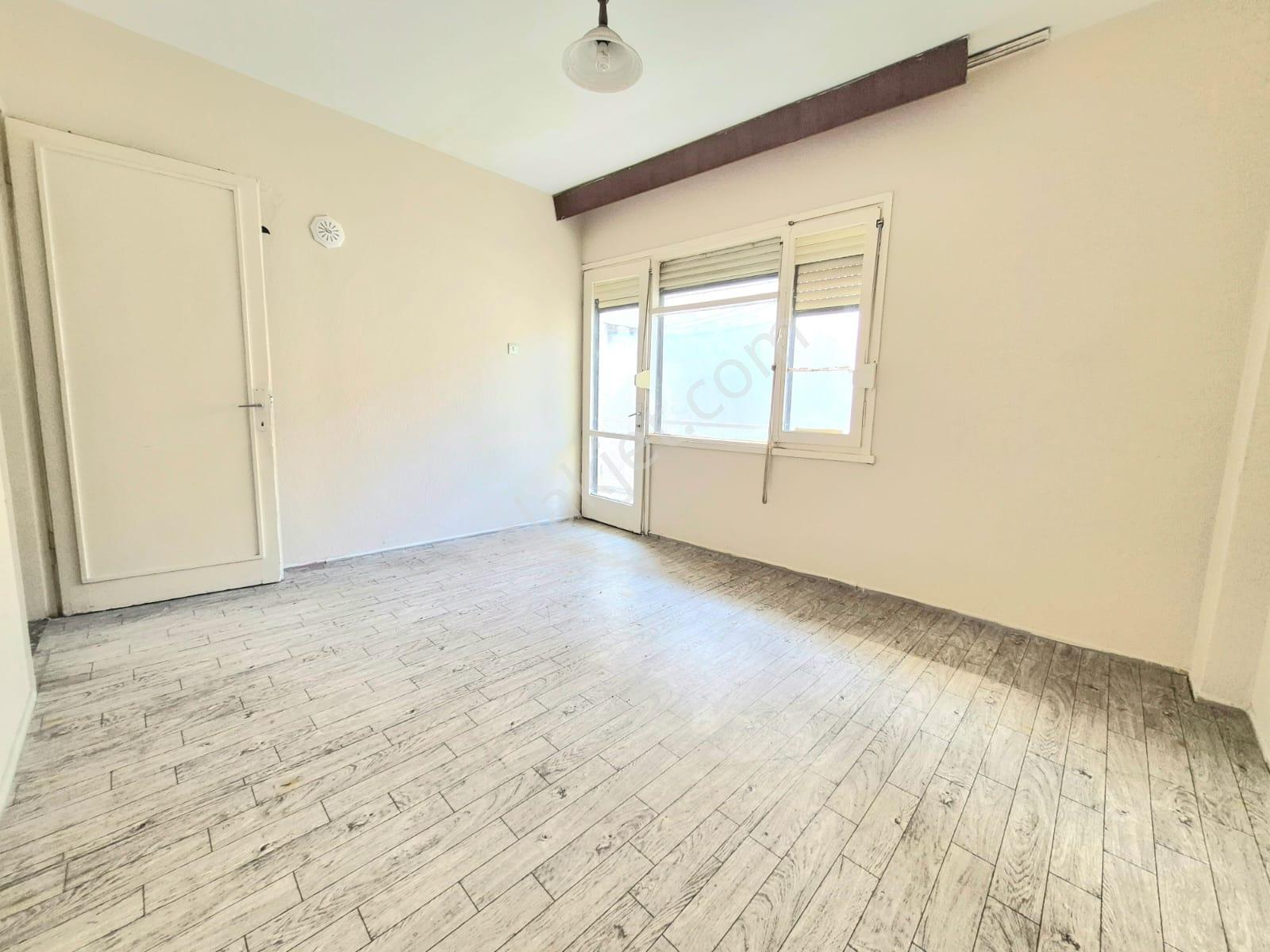 K.yaka Donanmacı Mahallesi Geniş Ferah Çift Cephe 3+1 145 M2 - Görsel 12