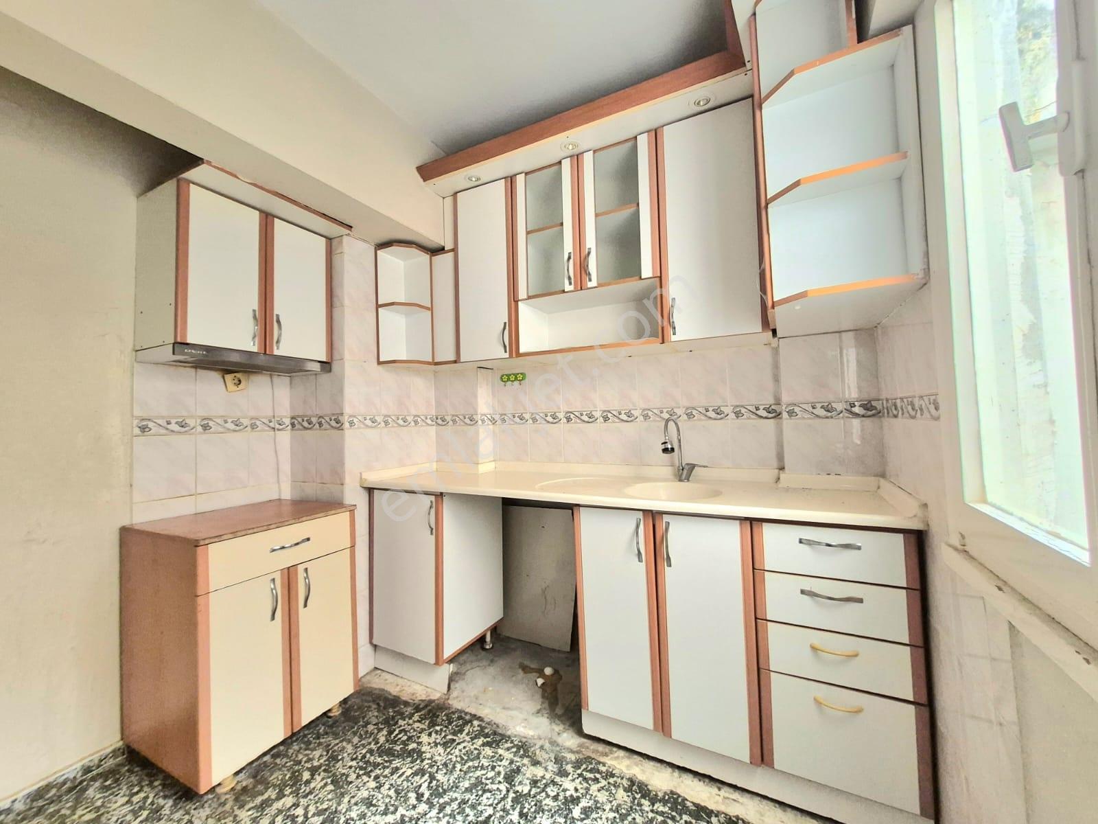 K.yaka Donanmacı Mahallesi Geniş Ferah Çift Cephe 3+1 145 M2 - Görsel 22