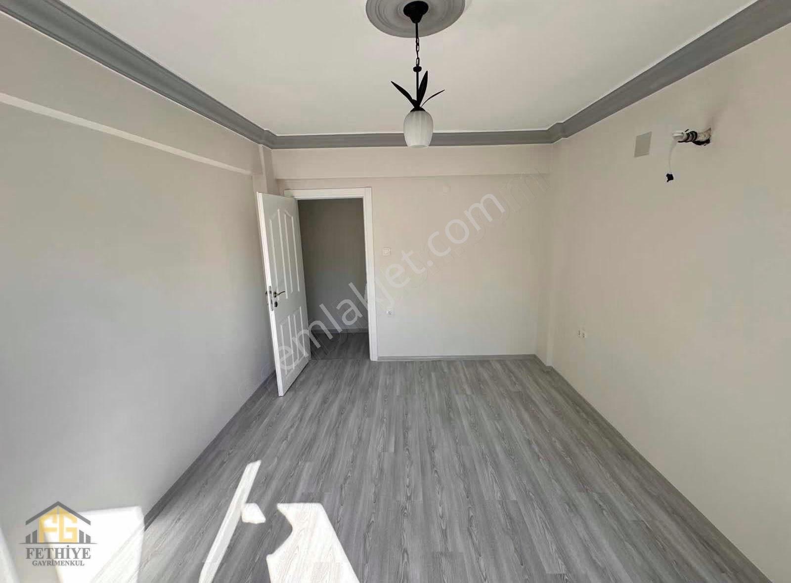 Tuzla Mahallesinde Kiralık Eşyasız 3+1 Daire - Görsel 26