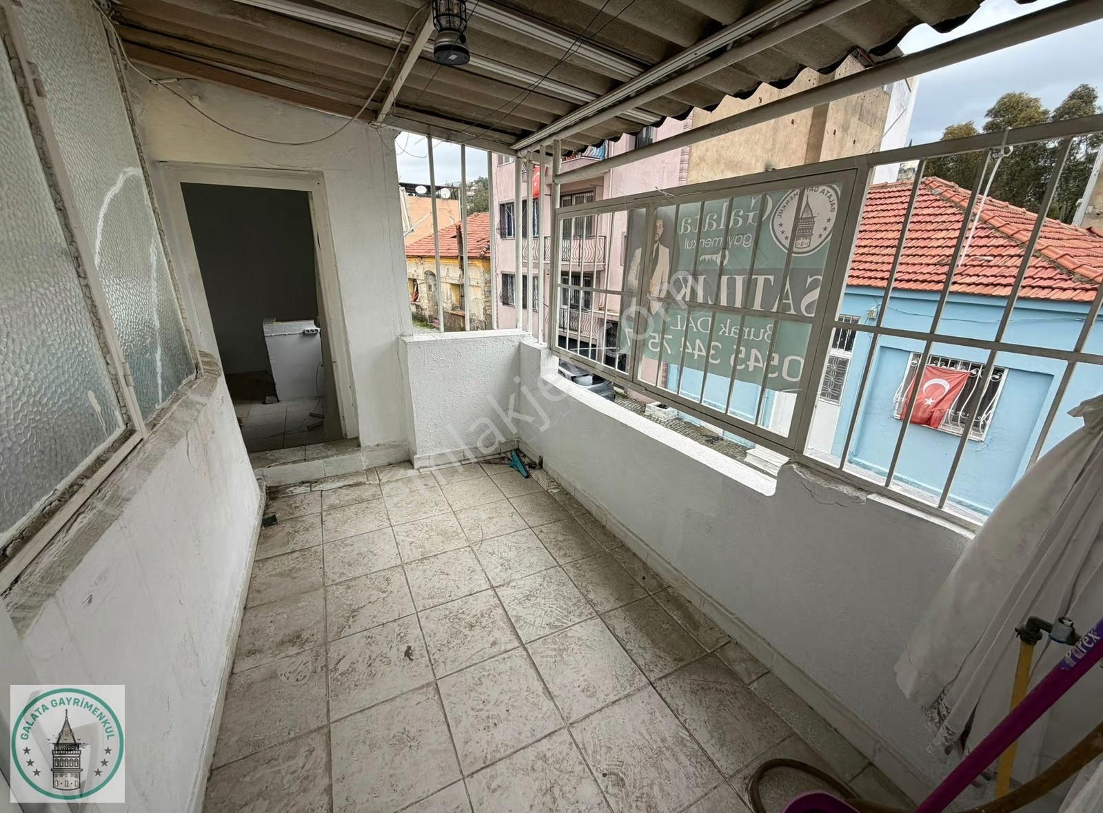 Galata,dan Söke Kemalpaşa Mah,de 30 M² Kiralik 1+1 Müstakil Ev - Görsel 12