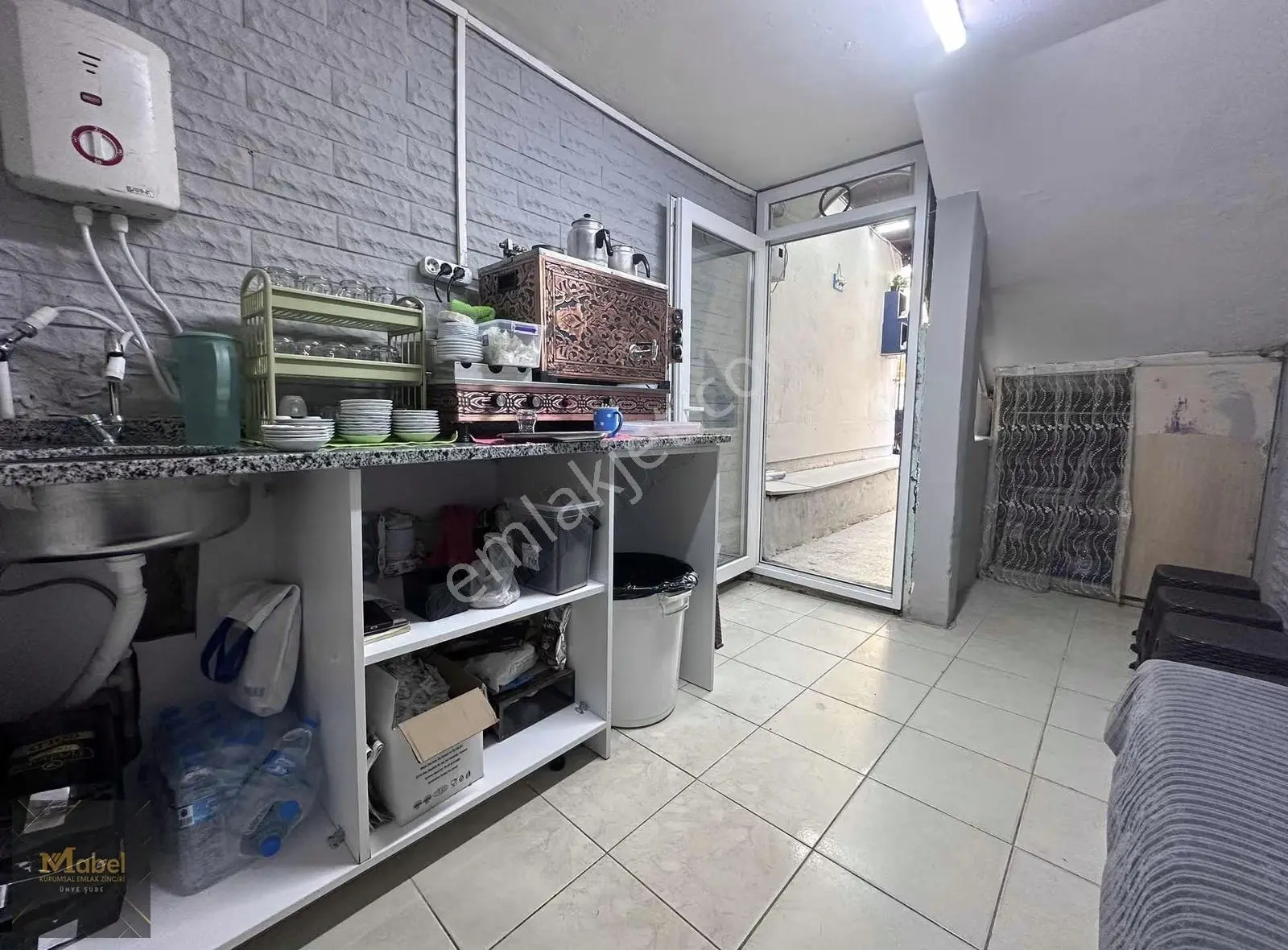 Mabelden Oturmuş Müşterisi Olan Devren Kiralık Çayocağı - Görsel 3