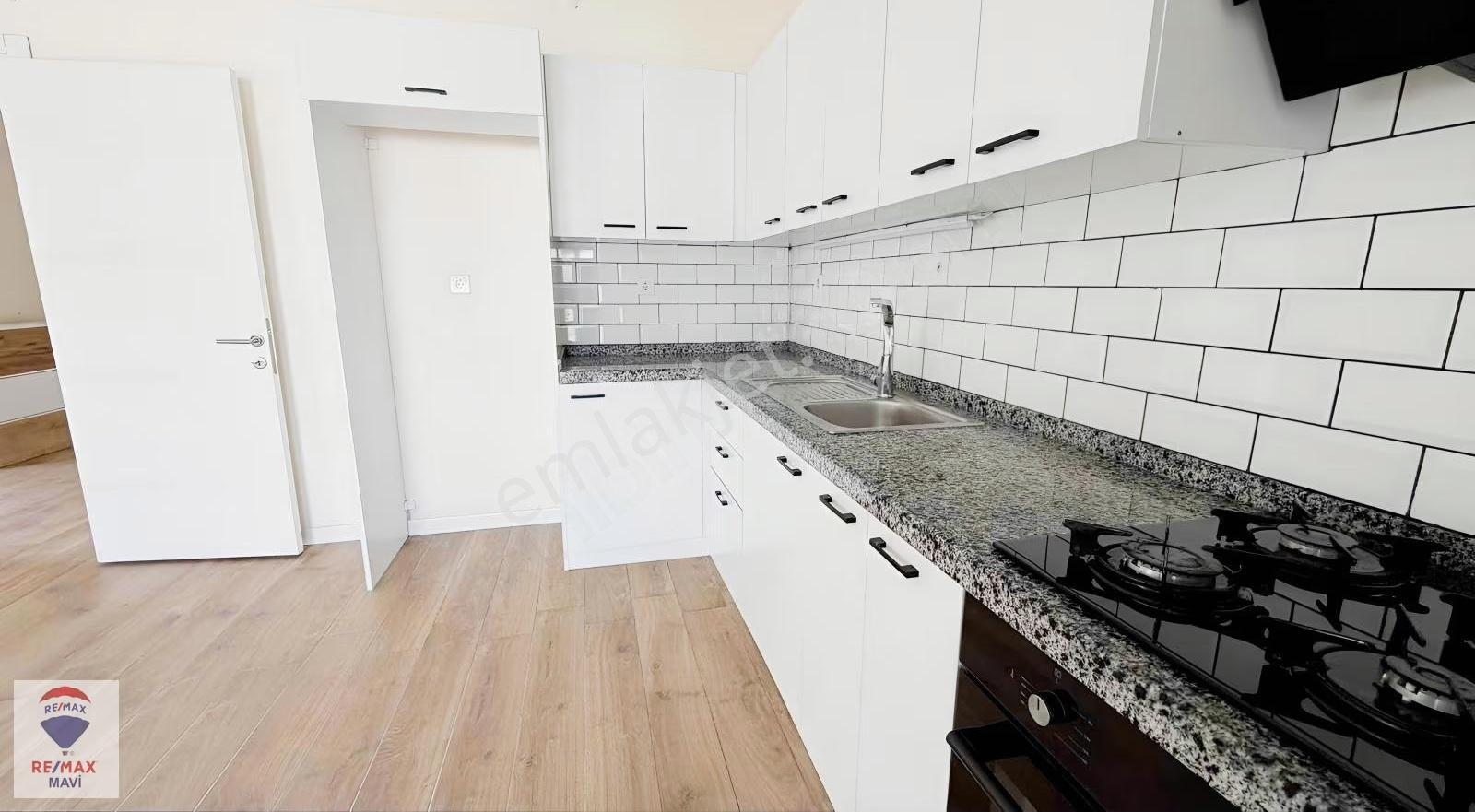 Remax Mavi'den Sapanca Kırkpınar'da Kiralık Havuzlu Müstakil Ev - Görsel 4