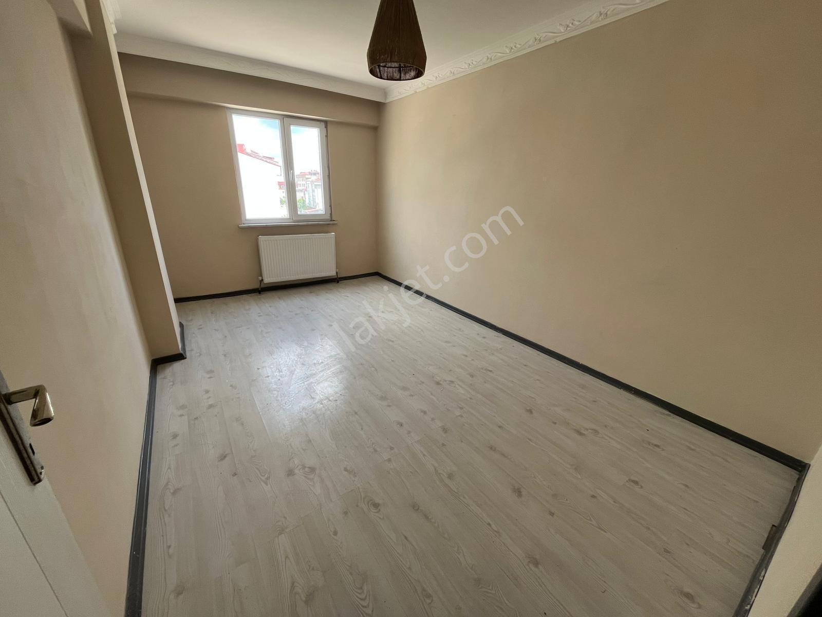 Kapaklıda 2+1 Ara Kat Ön Cephe Sıfır Ayarında Çıtır Daire - Görsel 18