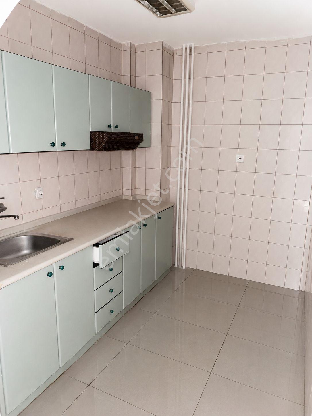 Satılık Şehrin Merkezinde Akplaza Bakımlı Ofis-büro I 120m2 - Görsel 10