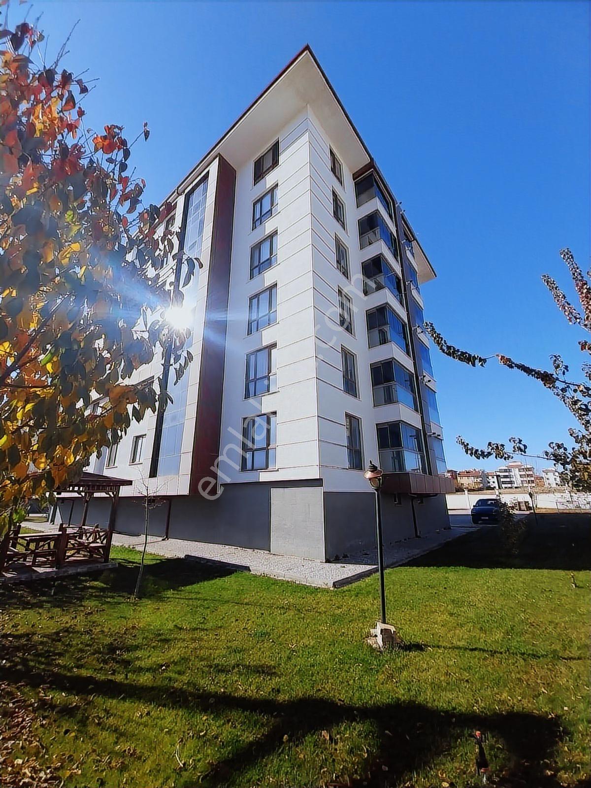 71 Evler Şehir Hast. Tramvay Yakını Site İçi Satılık 3+1 Daire