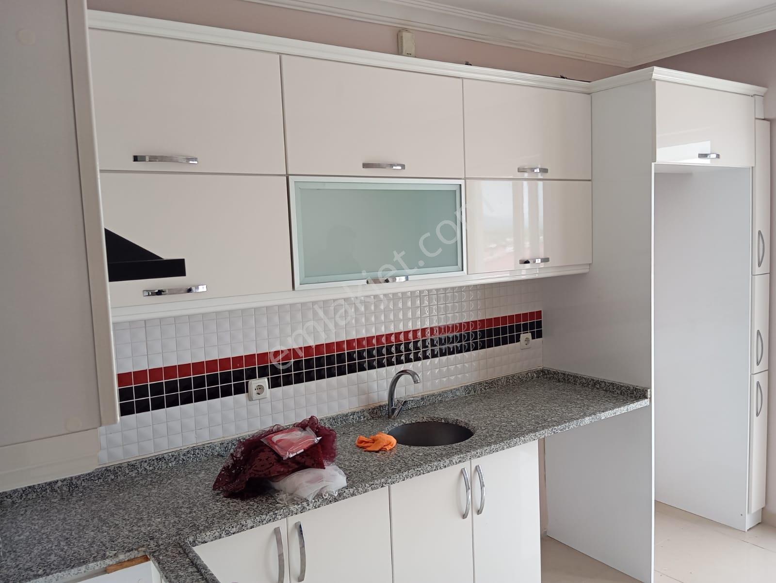 Şifa Emlak'tan Geniş Kiralık 3+1