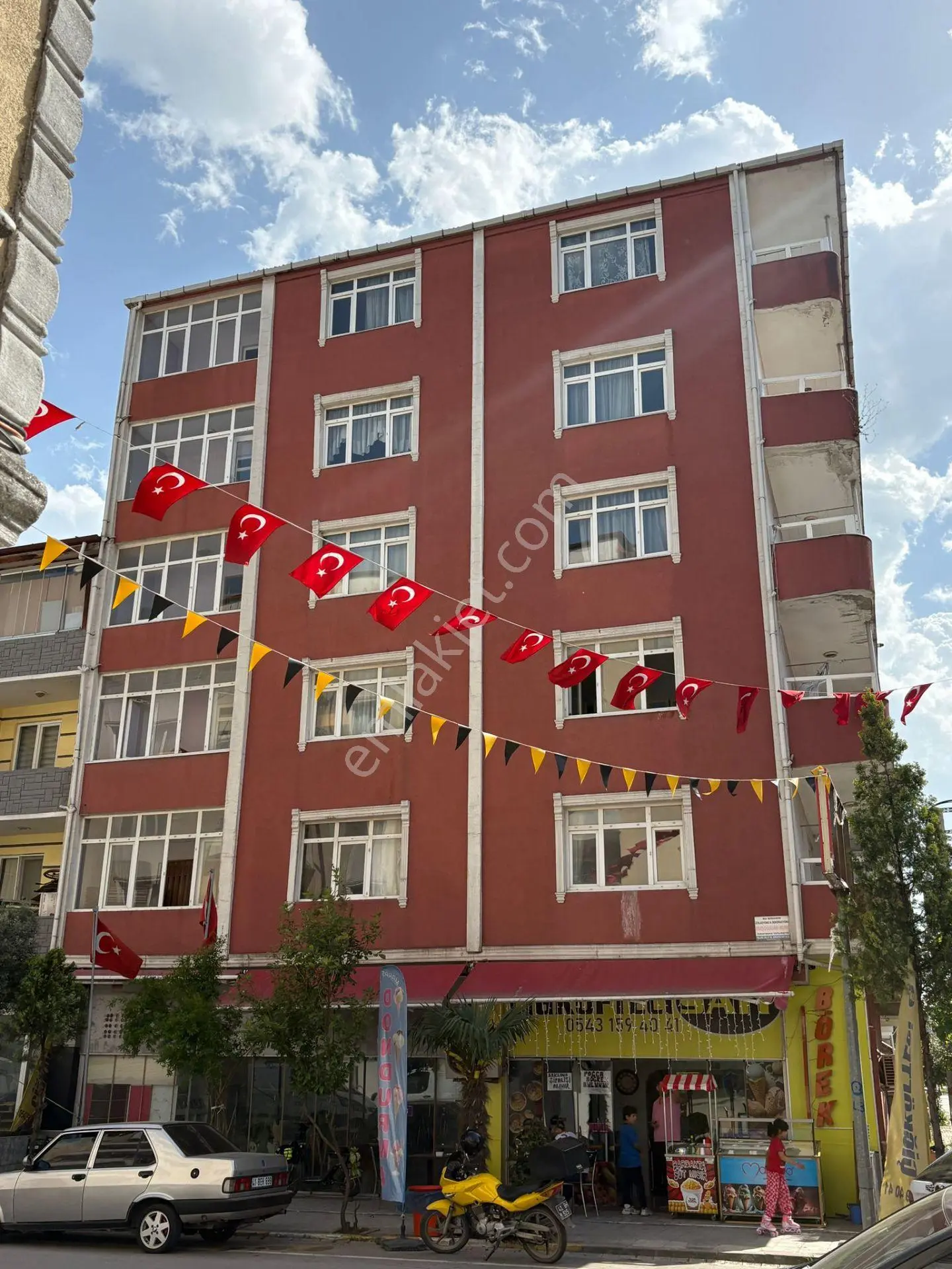 İzmit Sanayi'de 16 Kişilik Eşyalı Kiralık Daire (firmalara Özel)