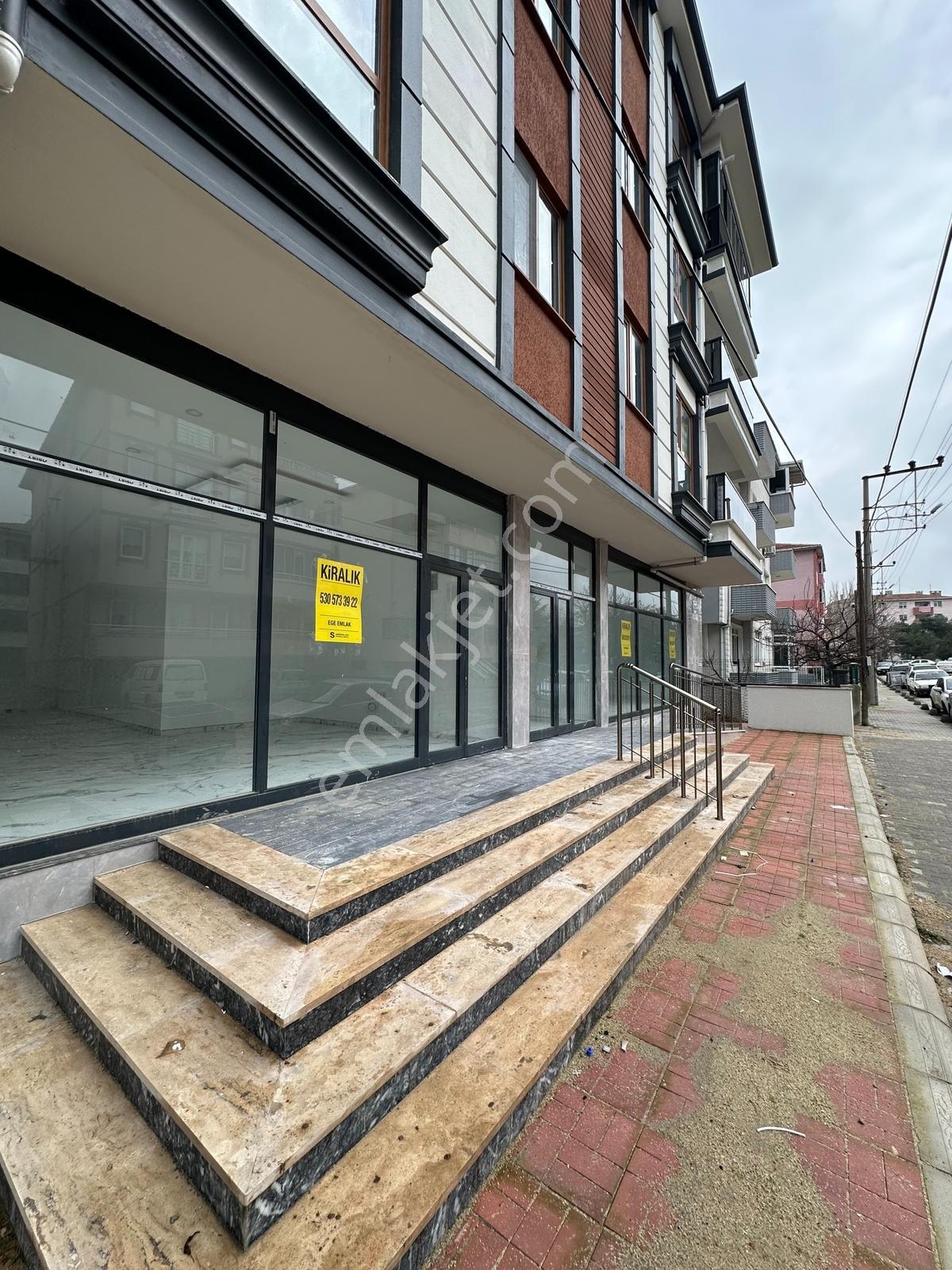 Ege Emlak'tan İspat Cami'de Kiralık Sıfır İş Yeri - Görsel 20