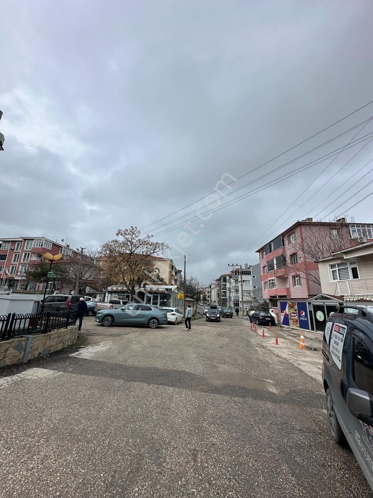 Ege Emlak'tan İspat Cami'de Kiralık Sıfır İş Yeri - Görsel 9