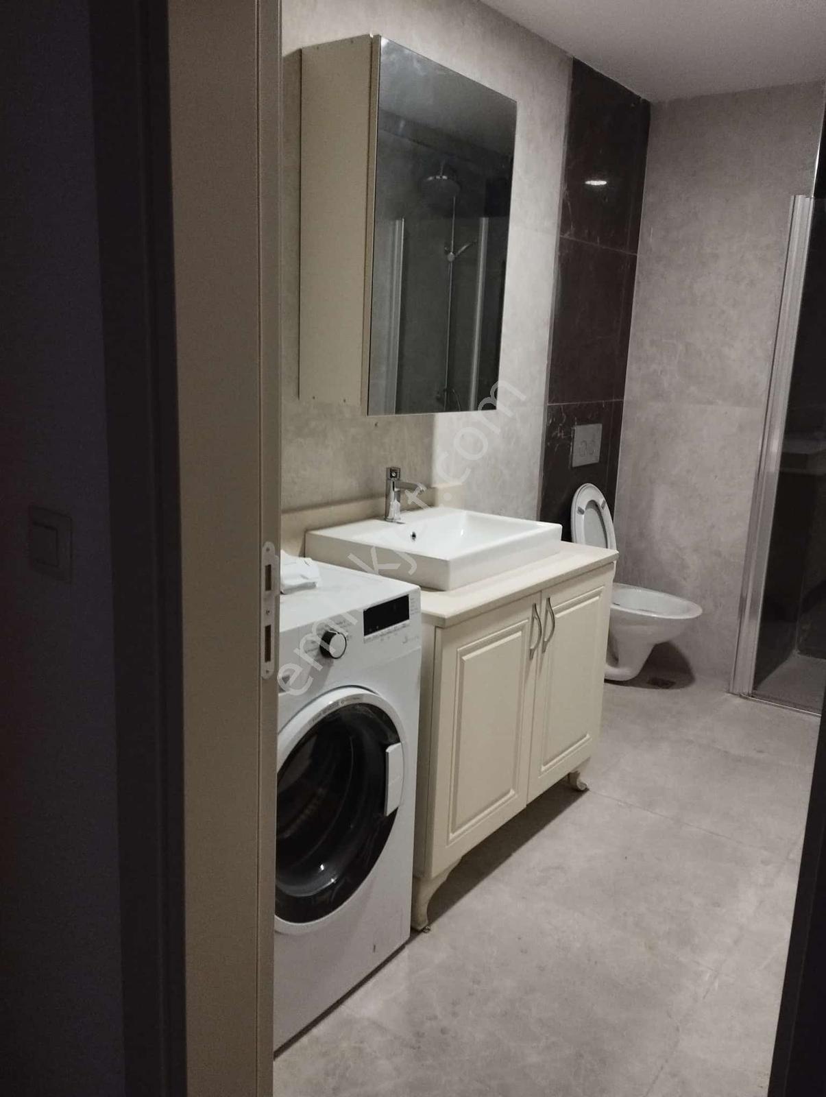 Halitpaşada Ada Mudanya Sitesinde Havuzlu 2+1 Kiralık Daire - Görsel 22