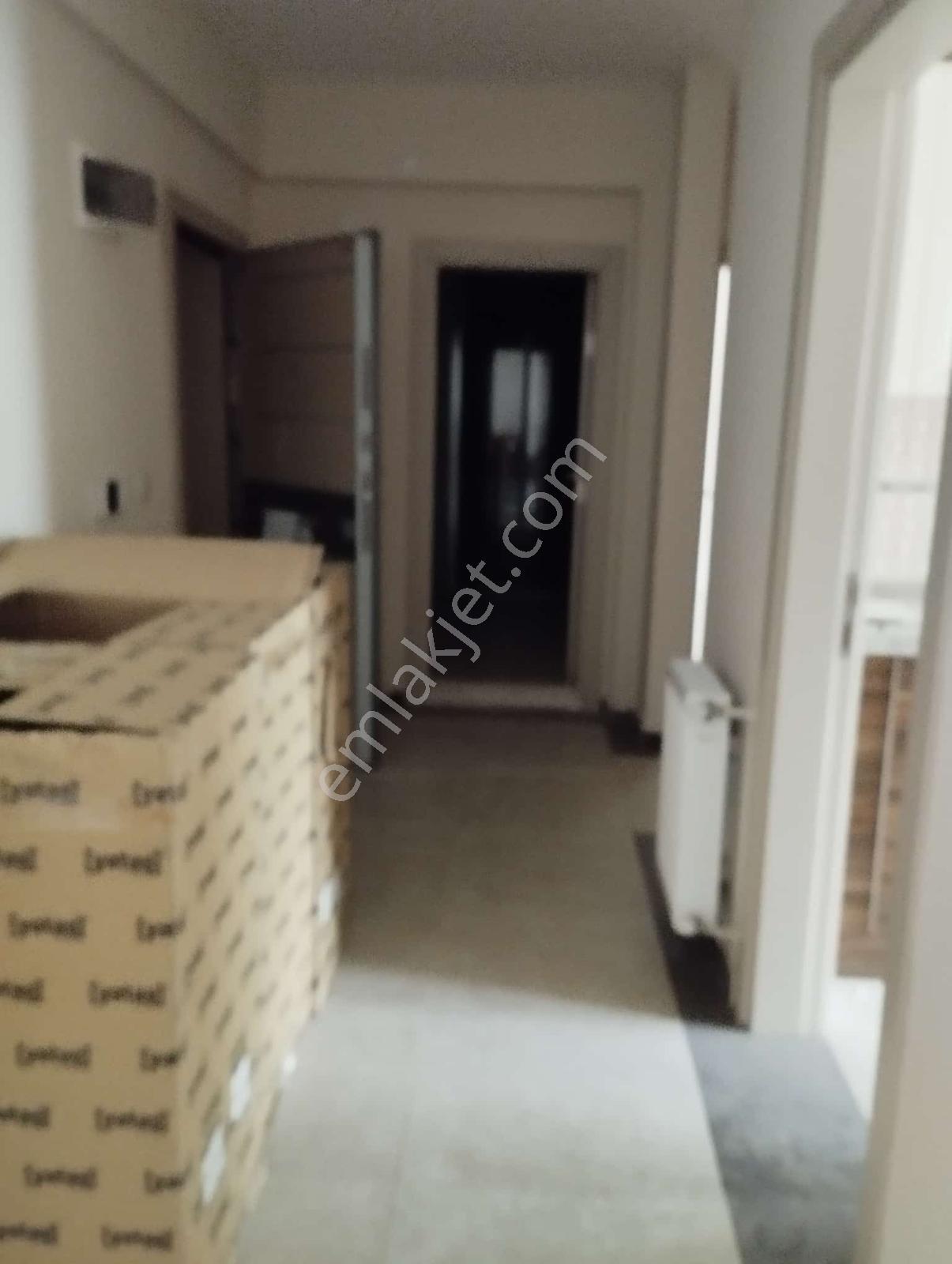 Halitpaşada Ada Mudanya Sitesinde Havuzlu 2+1 Kiralık Daire - Görsel 35