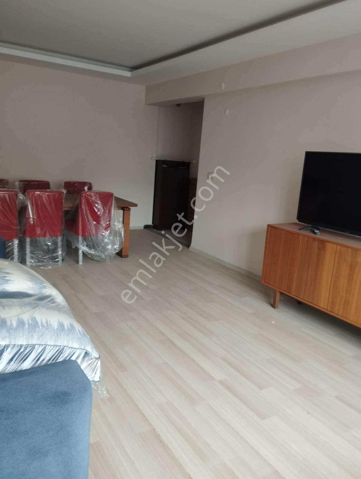Halitpaşada Ada Mudanya Sitesinde Havuzlu 2+1 Kiralık Daire - Görsel 5