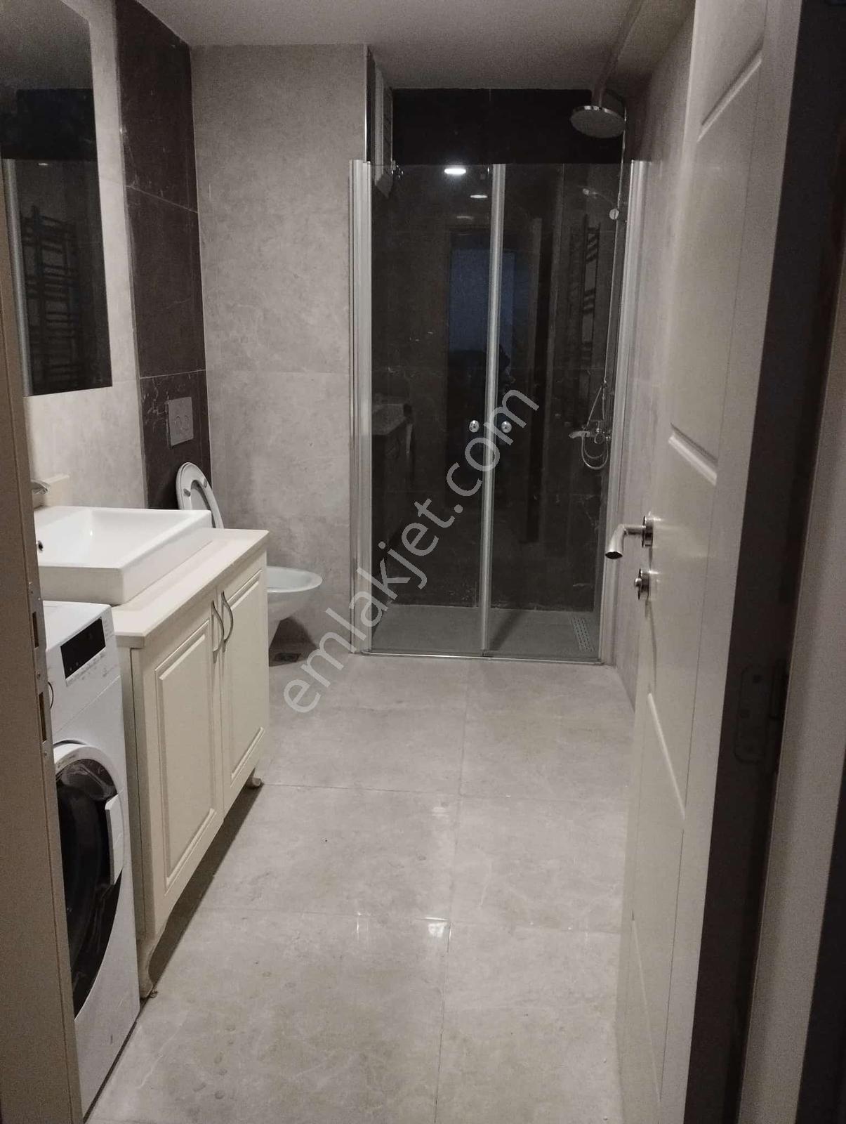 Halitpaşada Ada Mudanya Sitesinde Havuzlu 2+1 Kiralık Daire - Görsel 27