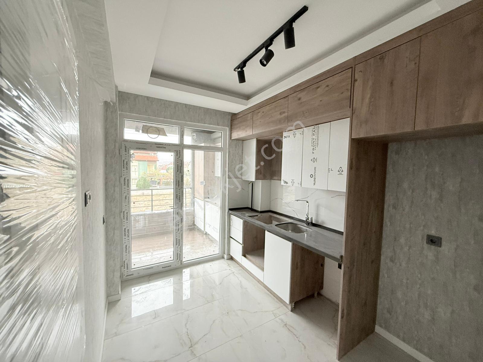 Erenköy Mahallesi Satılık Komple Sıfır Bina - Görsel 3