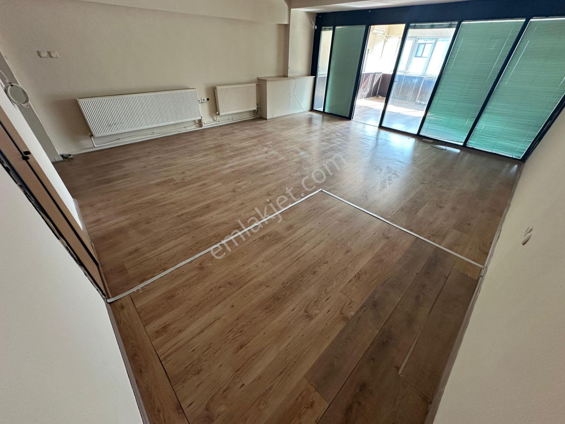 Adliye Yakını | Otoparklı Asansörlü Geniş 1+1 Kiralık Ofis - Görsel 5