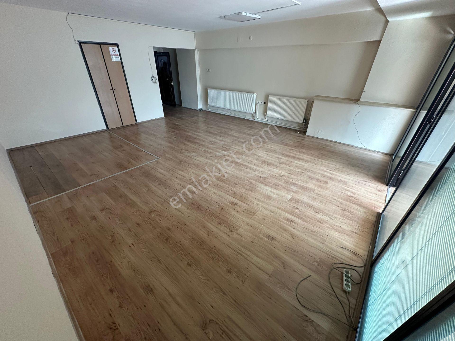Adliye Yakını | Otoparklı Asansörlü Geniş 1+1 Kiralık Ofis - Görsel 8