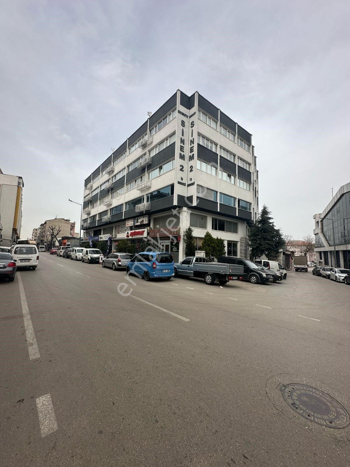 Adliye Yakını | Otoparklı Asansörlü Geniş 1+1 Kiralık Ofis - Görsel 15