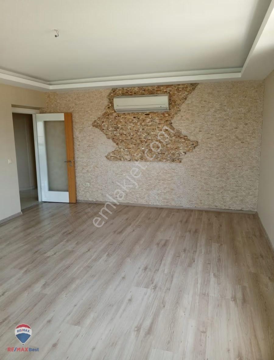22 Remax Bestten Uğur Mumcuda Kiralık 3+1 Daire - Görsel 24
